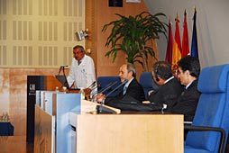 Prof. J. Alvarez Fernández-Represa durante su conferencia