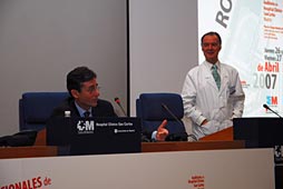 Prof. J. Magriñá, conferenciante, y Prof. J.A. Vidart Aragón, Jefe de Servicio de Ginecología y Obstetricia del CSC