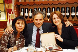 Dra. E. Ortiz Oshiro, Dr. A. D’Annibale y Dra. S. Tosato